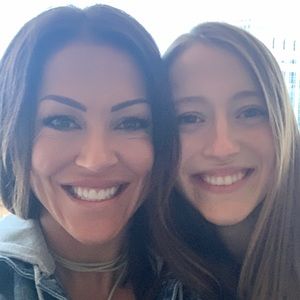 Meet your Posher, Jena